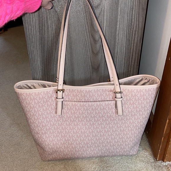 Rose Gold Michael Kors Purse - Picture 6 of 11
